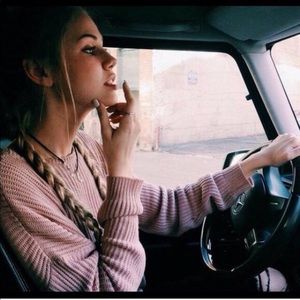 Brandy Melville Lance Pink Knitted Sweater 💗💗